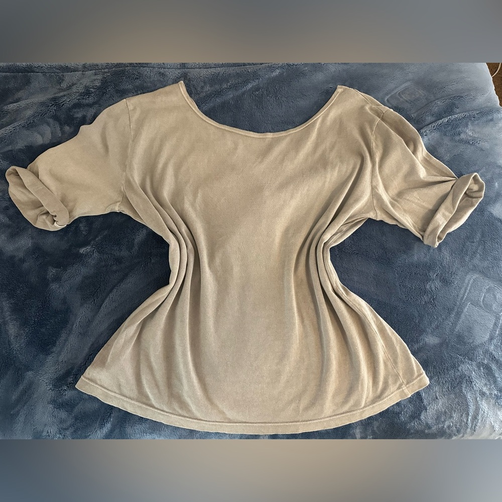 ASKKNY Women’s Gray Back V-Neck Tee NWT Size Large - Picture 2 of 5